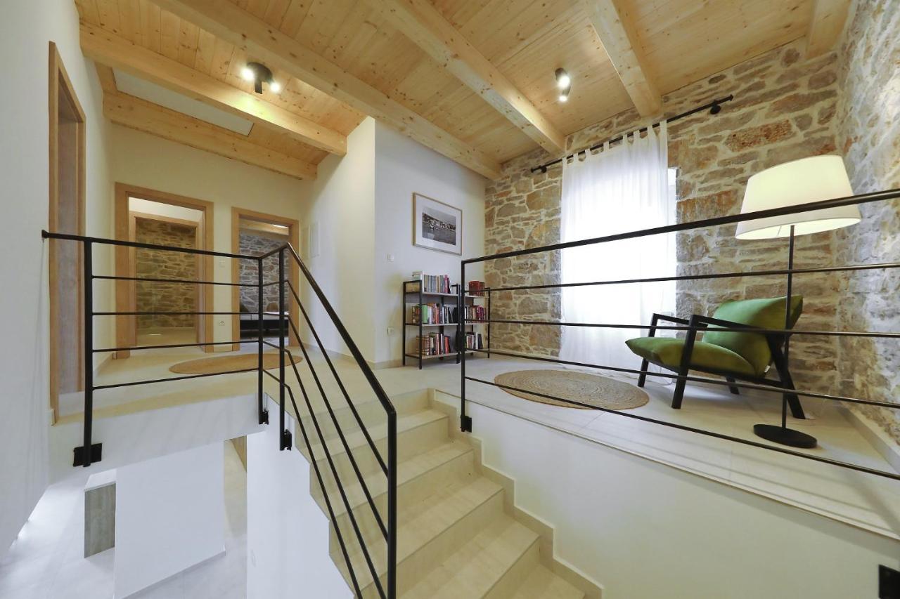 Villa Mira With A Heated Pool And A Sea View Božava Exteriér fotografie