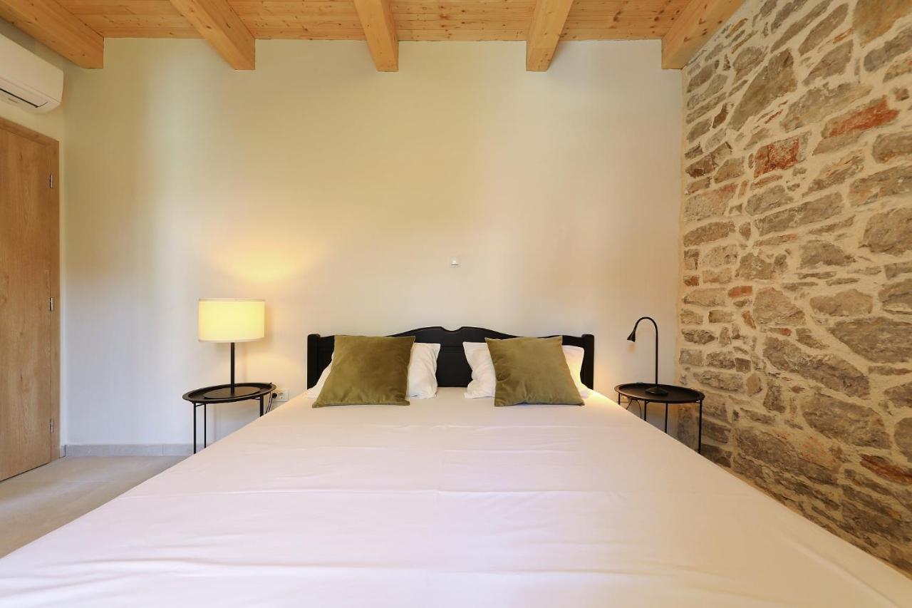Villa Mira With A Heated Pool And A Sea View Božava Exteriér fotografie