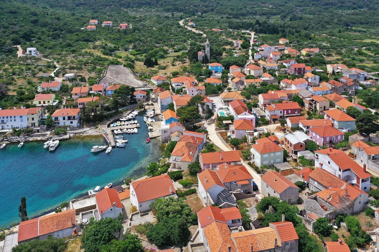 Villa Mira With A Heated Pool And A Sea View Božava Exteriér fotografie