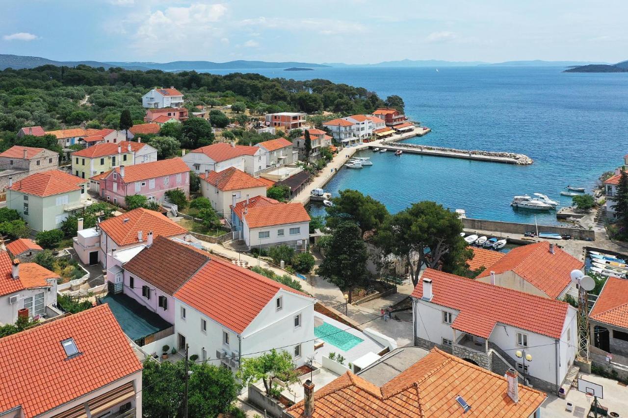 Villa Mira With A Heated Pool And A Sea View Božava Exteriér fotografie